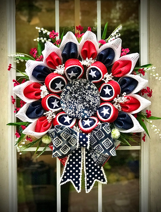 Country Style Patriotic Wreath