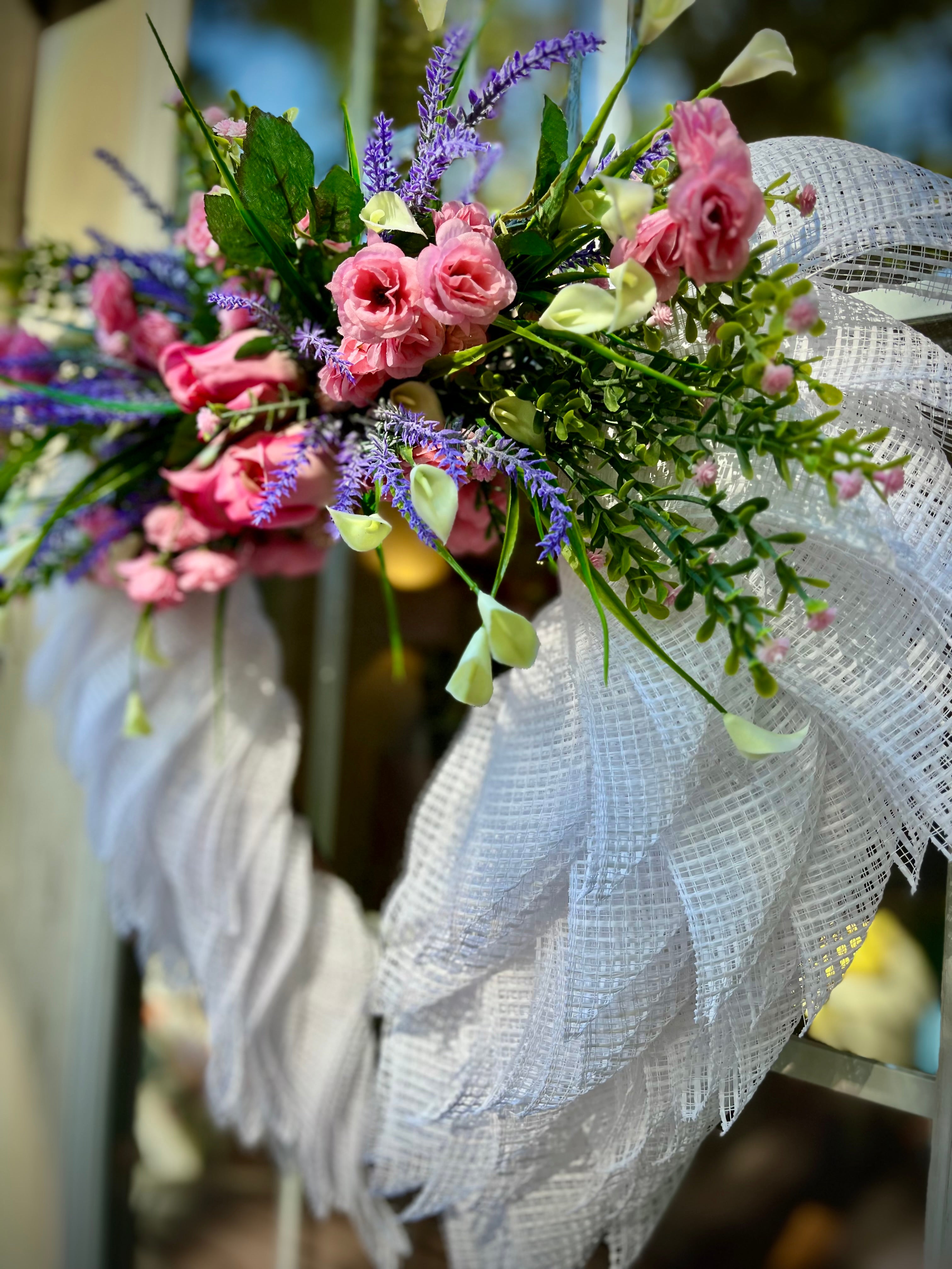 Memorial Angel Wings Wreath: Graveside Remembrance Decor