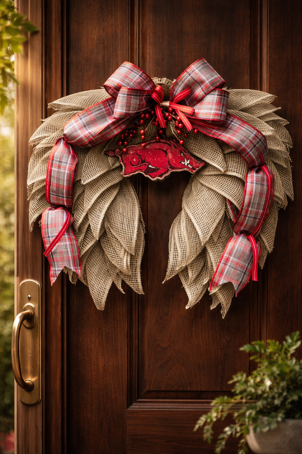 Memorial Angel Wings Wreath: Graveside Remembrance Decor