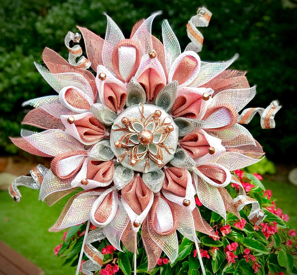 Rose Gold Snowflake Wreath Tutorial: Christmas DIY (Video)