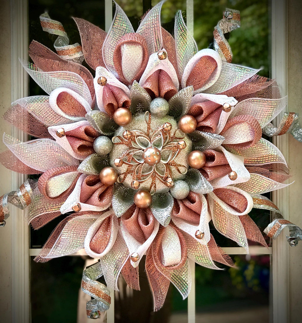 Rose Gold Snowflake Wreath Tutorial: Christmas DIY (Video)