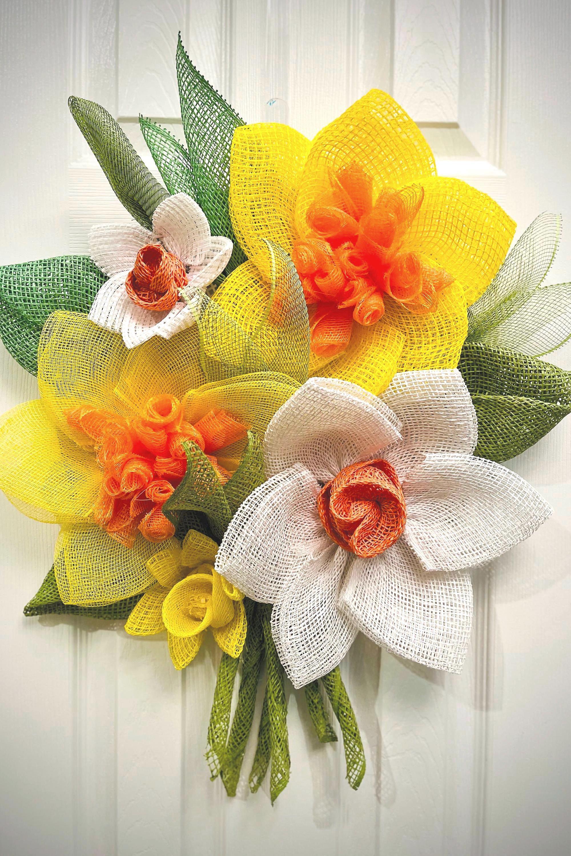 Floral Wreath, Daffodil Flowers, Yellow & White Blooms, All Occasion Door Decor