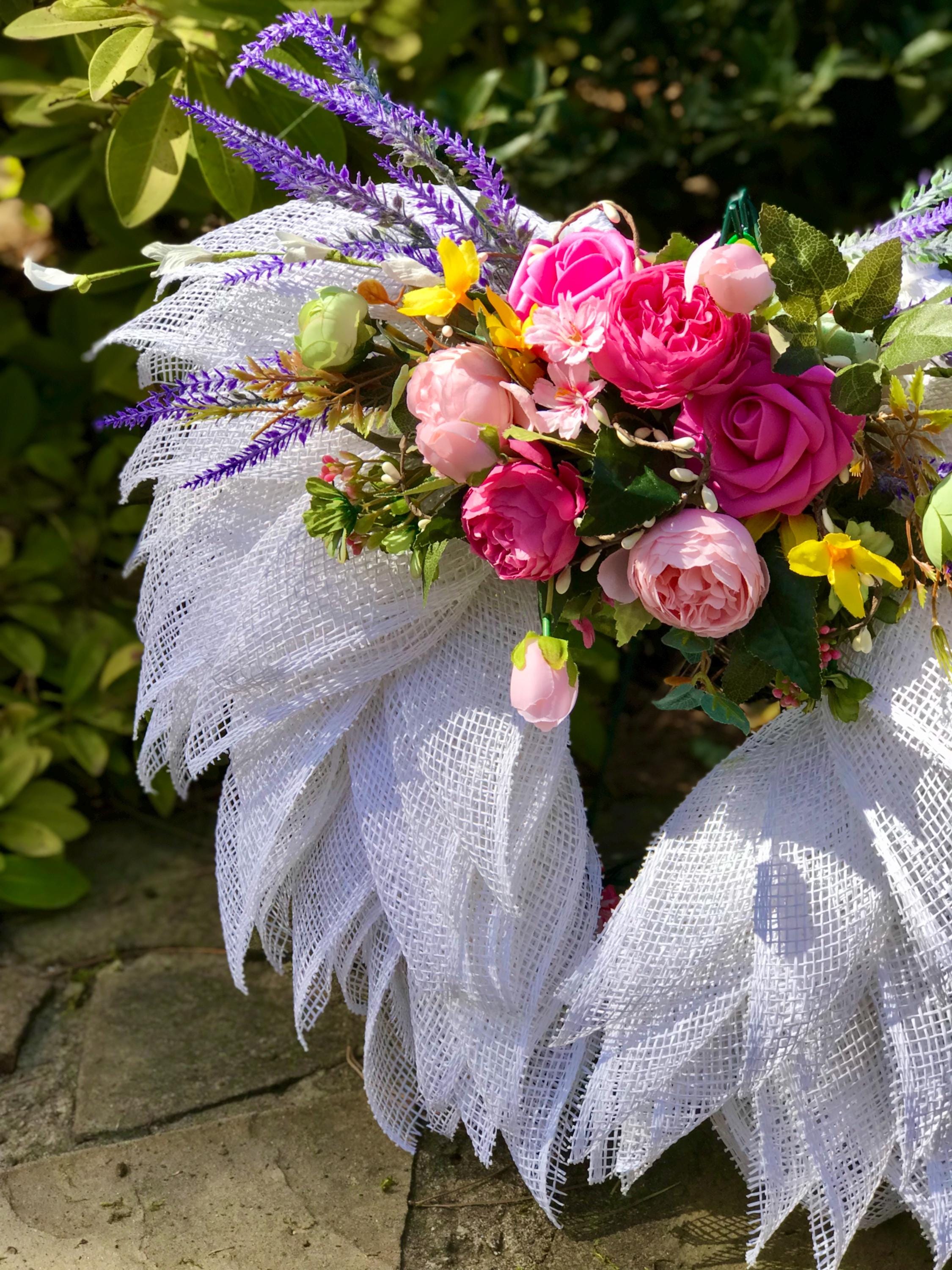 Memorial Angel Wings Wreath: Graveside Remembrance Decor