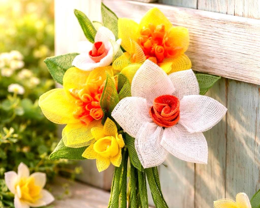 Floral Wreath, Daffodil Flowers, Yellow & White Blooms, All Occasion Door Decor