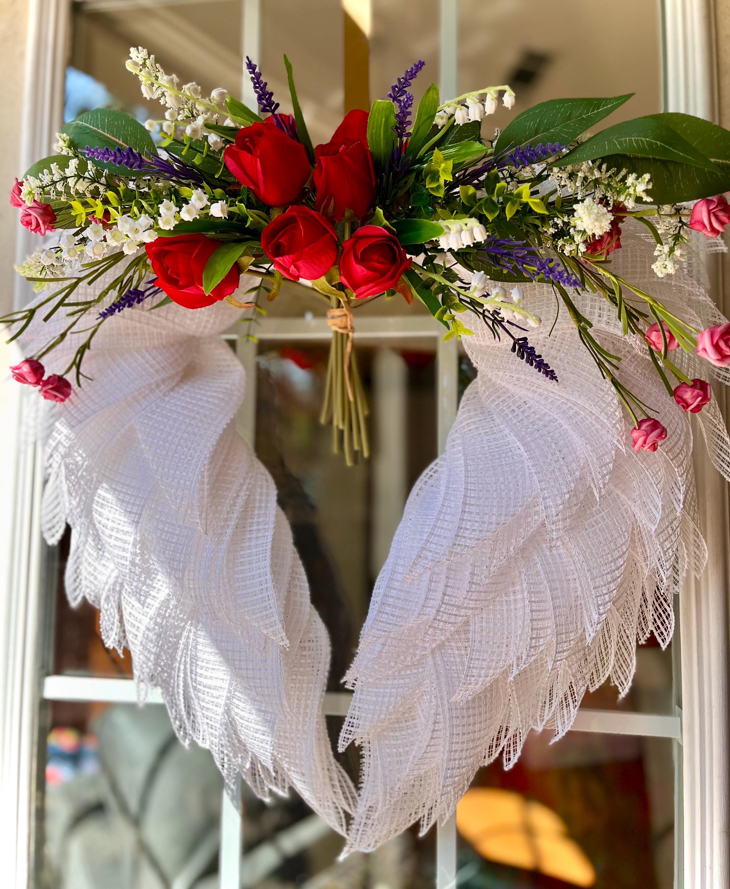Angel Wing Wreath: 𝙉𝙚𝙬 𝙇𝙖𝙧𝙜𝙚𝙧 𝙨𝙞𝙯𝙚, 𝙋𝙚𝙧𝙨𝙤𝙣𝙖𝙡𝙞𝙯𝙚𝙙 𝘿𝙚𝙨𝙞𝙜𝙣, 𝙈𝙚𝙢𝙤𝙧𝙞𝙖𝙡 𝙎𝙚𝙧𝙫𝙞𝙘𝙚
