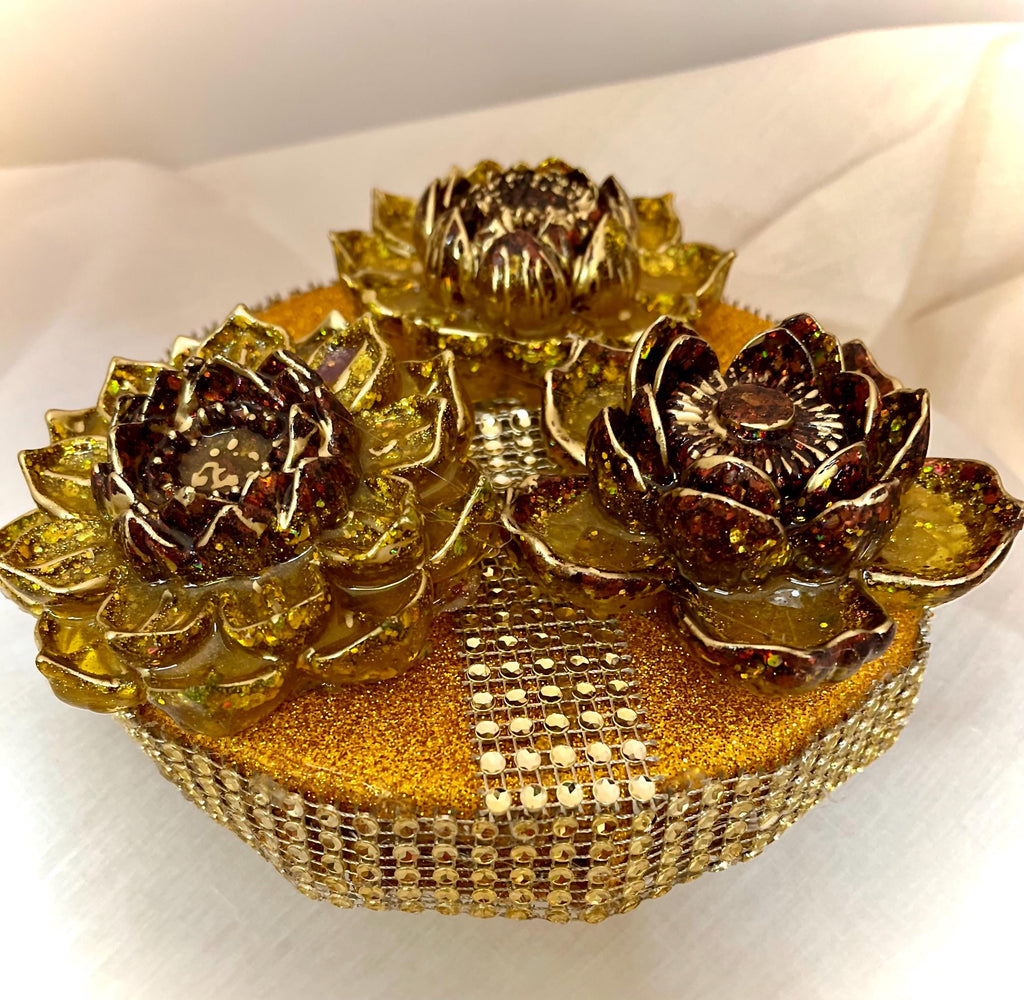 Elegant Floral Wreath Centers: Luxurious Decorative Accents for Your Wreath Designs